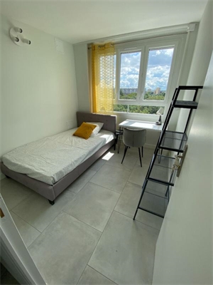 t5 à la location -   69500  BRON, surface 7 m2 location t5 - UBI478560851